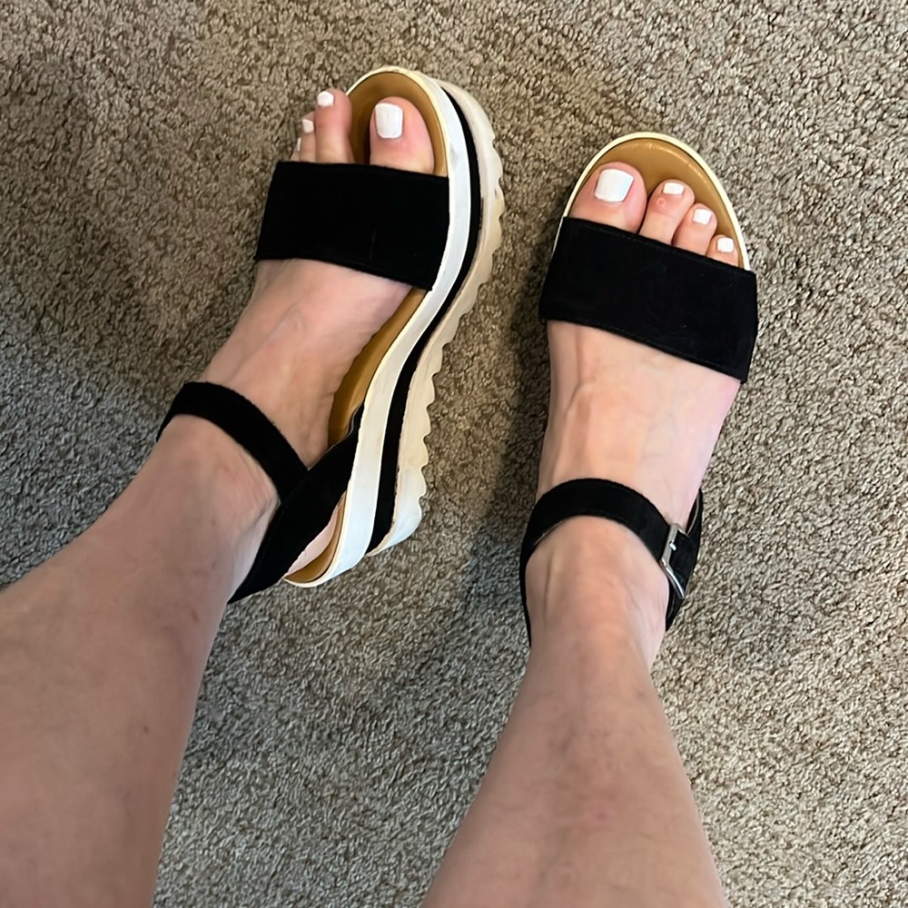 Sandals. Size 7. Black suede and white foam.